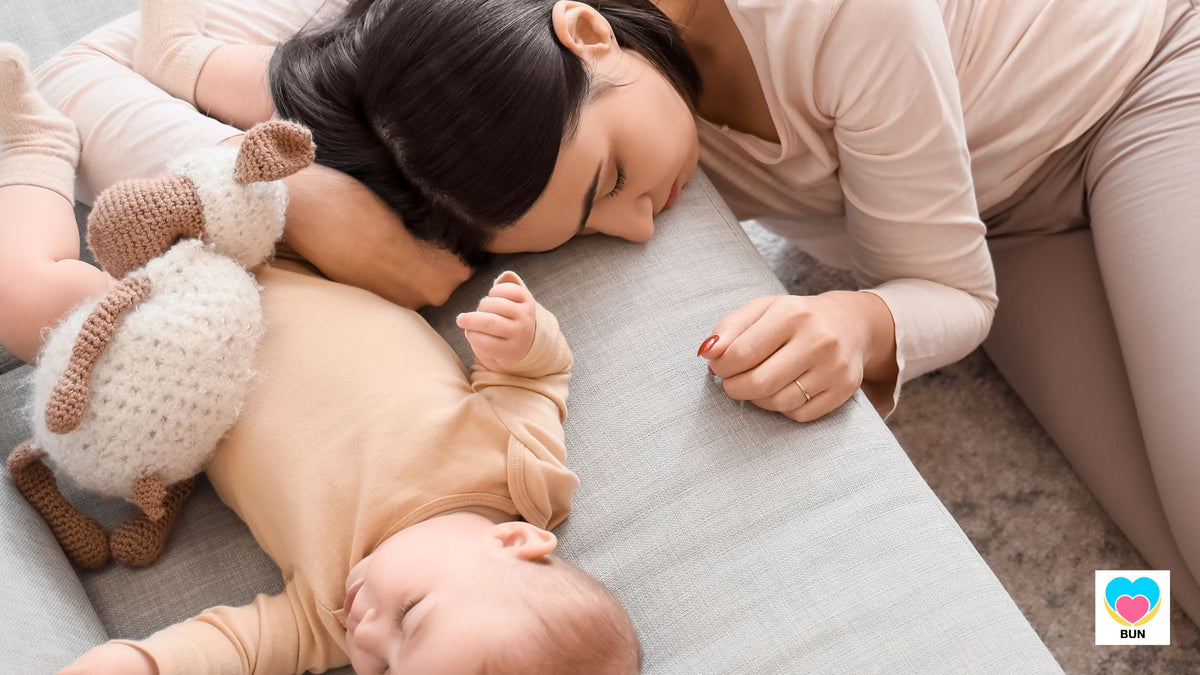 15 hardest things about being a new mom tired mom with baby