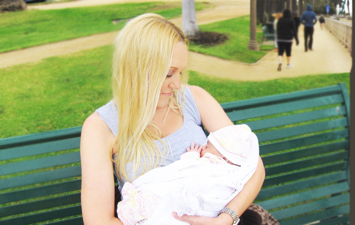 Nursing in Public Tips and Your Breastfeeding Rights - Bun Maternity & Mama